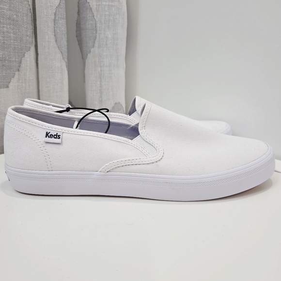 Keds White Slip‑On Canvas Sneakers – Size 10 – New in Box - Picture 4 of 9